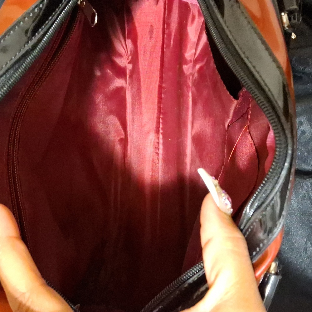 Hello Kitty Purse - image 3